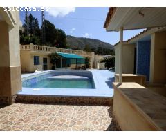 Chalet en Venta en Orxeta, Alicante