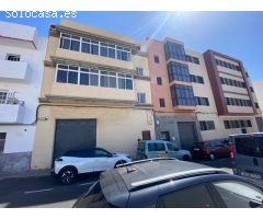 Local comercial en Balos - Vecindario