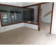 2 Locales en Las Palmas. Zona Arenales. Venta