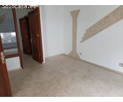 2 Locales en Las Palmas. Zona Arenales. Venta