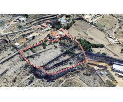 Se vende terreno agrícola de muy alto valor agrario con agua.