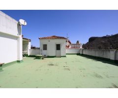 Edificio de 4 plantas, en el Casco Histórico de San Mateo-Gran Canaria.