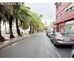 Local comercial en El Palmeral
