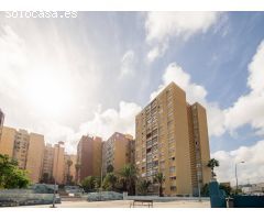 VENDO PISO CON VISTAS