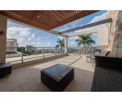 Exclusiva Villa de Lujo en Salobre Golf - Renovada y Lista para Disfrutar