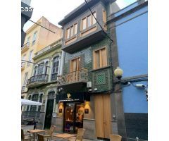EDIFICIO EN VENTA ZONA TRIANA. CUENTA CON LICENCIA VV.