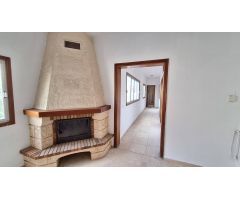 CASA CON LOCAL, GARAJE Y JARDÍN EN GÜIMAR