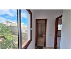 CASA CON LOCAL, GARAJE Y JARDÍN EN GÜIMAR