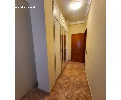 Piso en venta en La Isleta con garaje y trastero