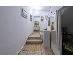Casa terrera en la montaña de Arucas.
