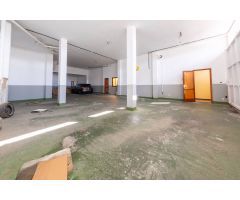 Edificio en venta en Tenoya con local y 2 plantas - Oportunidad única con distribución independiente