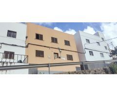 ESTUPENDA PLANTA BAJA DE VIVIENDA CON VISTAS Y AZOTEA