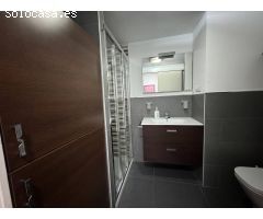 Se alquila coqueto apartamento de un dormitorio en la calle Sagasta, en La Puntilla, en edificio en