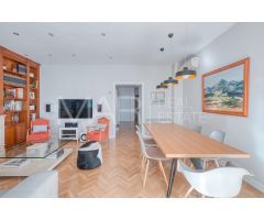 Chalet en Madrid: Espacios, luminosa y con enormes posibilidades