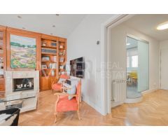 Chalet en Madrid: Espacios, luminosa y con enormes posibilidades