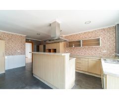 Villa en Urbanización Aguas Nuevas (Torrevieja )