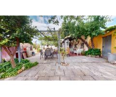 ???? Oportunidad Única en Chinchón – Tu Refugio Perfecto 100% autosuficiente