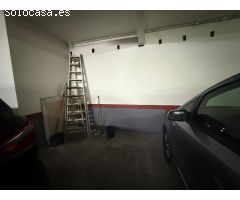 ¡OPORTUNIDAD! Plaza de garaje doble en Calle Josué Lillo – Amplia y cómoda