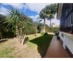 CHALET CON PISCINA EN VENTA EN BELLAVISTA (HUELVA)