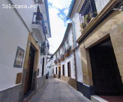 MAGNIFICA CASA EN EL CASCO HISTORICO, JUNTO A PLAZA DEL POTRO