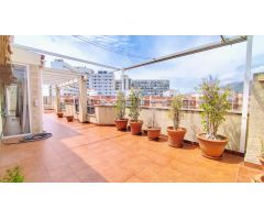 Exclusivo Ático Dúplex con Dos Terrazas en el Centro de Torremolinos