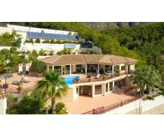 Villa de Lujo en Venta en Altea la Vella, Alicante