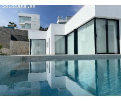 Villa de Lujo en Venta en Finestrat, Alicante