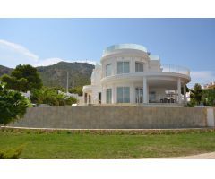 Villa de Lujo en Venta en El Albir / LAlbir, Alicante