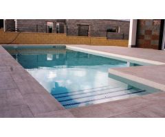 Villa 3 dormitorios con piscina entre mar y montaña en La Romana (Costa Blanca Sur)