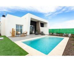 Chalet en Venta en Algorfa, Alicante
