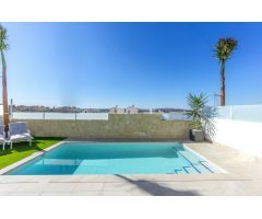 Chalet en Venta en Rojales, Alicante