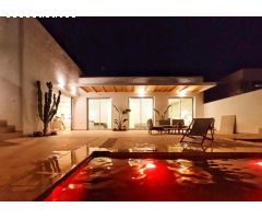 Chalet en Venta en Benijófar, Alicante