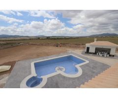 Villas de Obra Nueva en parcelas de 10.000 m2 en Pinoso (Alicante)
