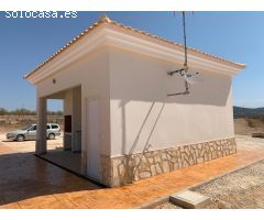 Villas de Obra Nueva en parcelas de 10.000 m2 en Pinoso (Alicante)