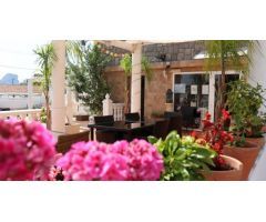 Hotel de 2 estrellas con instalaciones totalmente nuevas y piscina en Calpe (Costa Blanca)