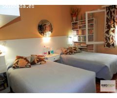 Exclusiva parcela urbana de 2.286 m2 con casa para reformar a 600 m de la playa en Calpe (Costa Blan