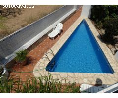 Hotel a 500 m de la playa con piscina y wifi gratuita en Calpe (Costa Blanca)