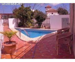 Hotel a 500 m de la playa con piscina y wifi gratuita en Calpe (Costa Blanca)