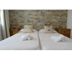 Hotel a 500 m de la playa con piscina y wifi gratuita en Calpe (Costa Blanca)