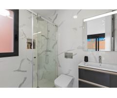 Chalet en Venta en Guardamar del Segura, Alicante