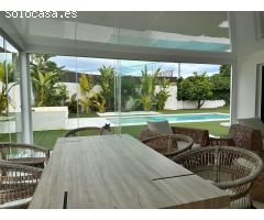 Villa de lujo ubicada en las costa del mediterráneo