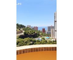 Apartamento con Vistas al Mar y la Montaña en Benidorm