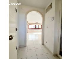 Apartamento con Vistas al Mar y la Montaña en Benidorm