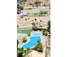 Apartamento con Vistas al Mar y la Montaña en Benidorm