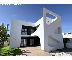 Chalet en Venta en Rojales, Alicante