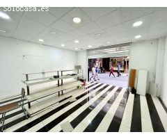 ¡Oportunidad única de local comercial en el corazón comercial de Benidorm!