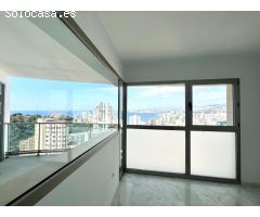 Exclusivo Apartamento con Vistas Panorámicas en Torre Lugano, Benidorm