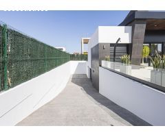 Chalet en Venta en Rojales, Alicante