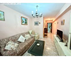 Amplio piso con 4 habitaciones dobles y plaza de parking en el centro de Benidorm