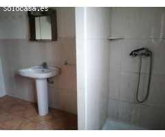 Casa de 150 m2 en terreno de 7.000 m2 en Orihuela (Alicante)